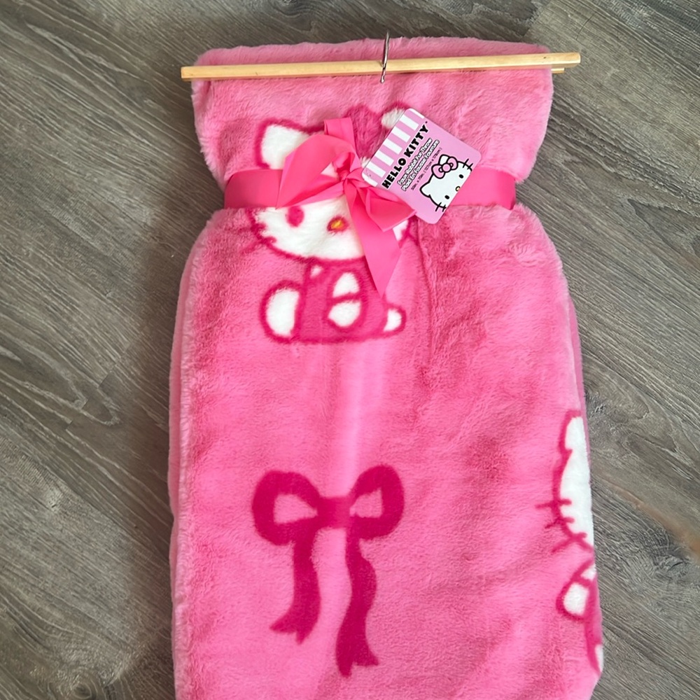 Pink Hello Kitty Blanket